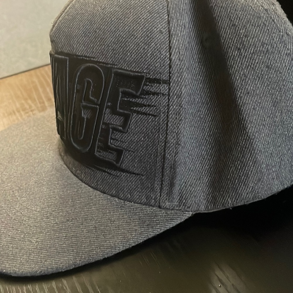 Men hat